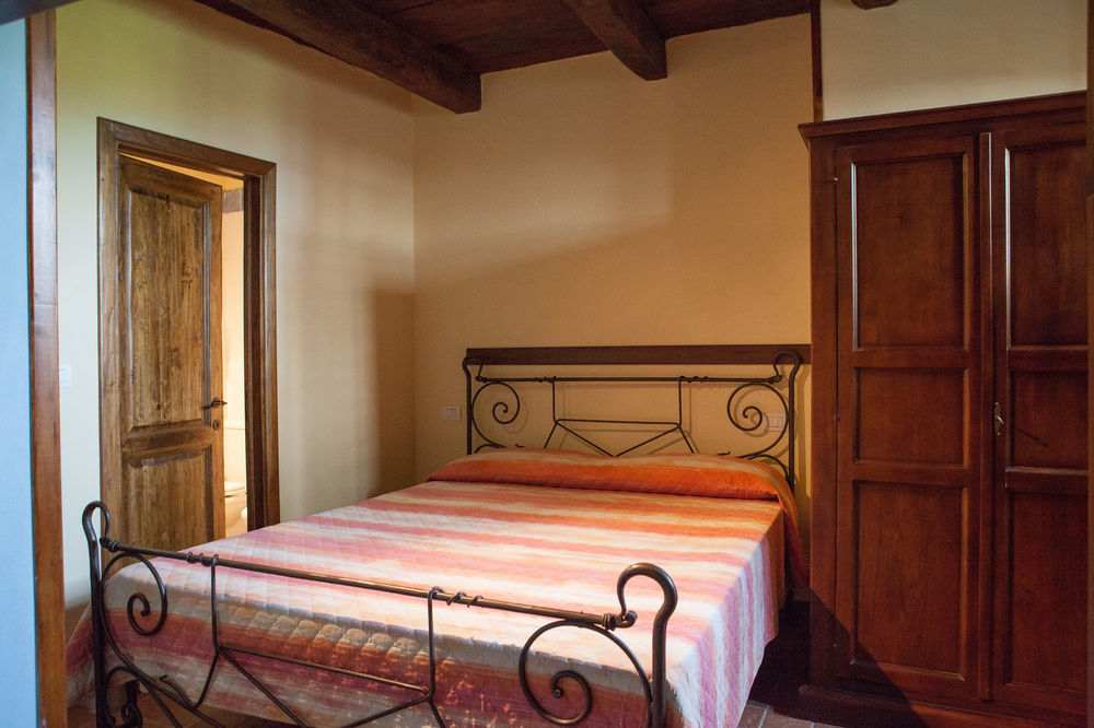 Borgo Dei Corsi Holiday House Реджиолло Экстерьер фото