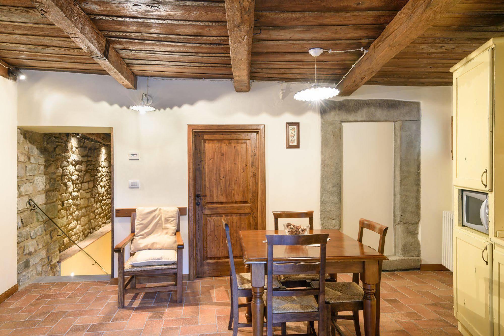 Borgo Dei Corsi Holiday House Реджиолло Экстерьер фото
