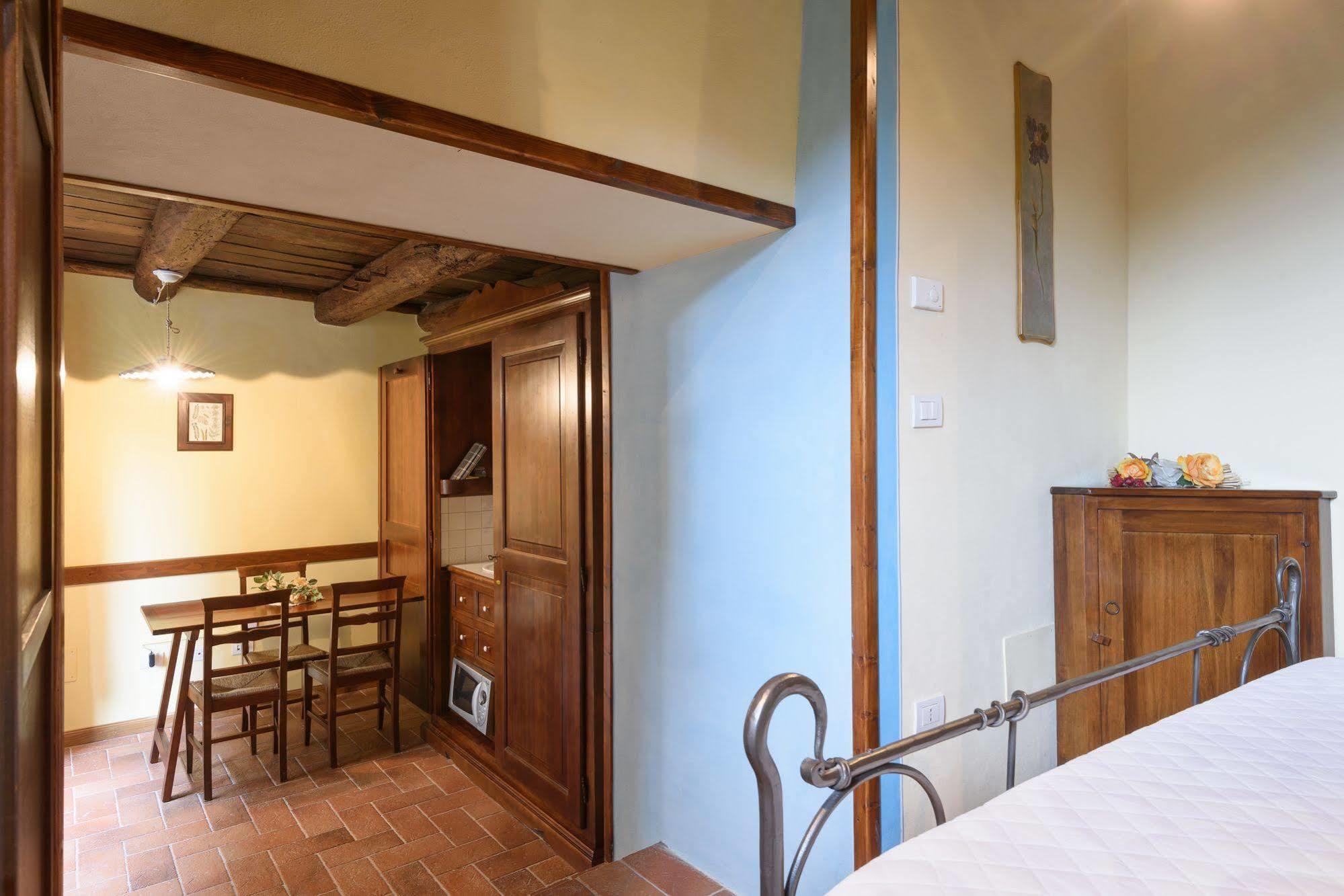Borgo Dei Corsi Holiday House Реджиолло Экстерьер фото